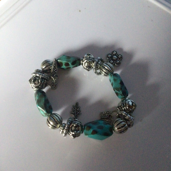 Chunky faux silver bracelet - Picture 2 of 3